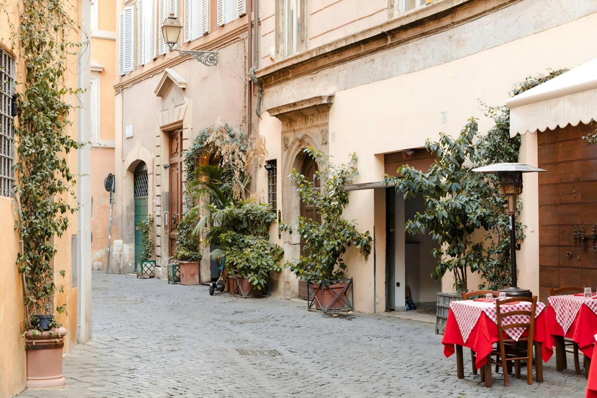 Palazzo Taverna, Sonder Apartments By Marriott Bonvoy 3* Rom